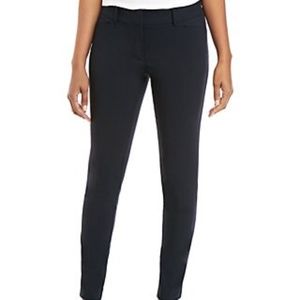 The Limited; Exact Stretch Skinny; 4S; Black